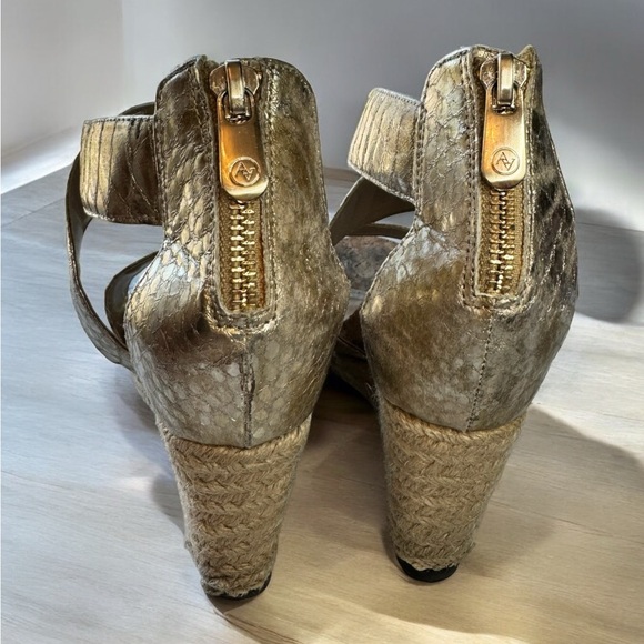 Adrienne Vittadini gold wedge sandals. Size 6.5 - Picture 2 of 8